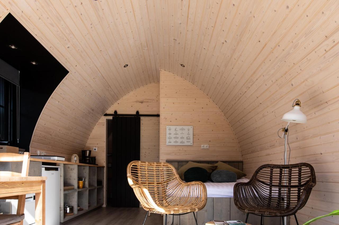 Pod Huisje Met Hottub Dokkum Exteriér fotografie