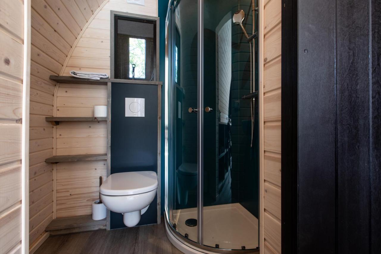 Pod Huisje Met Hottub Dokkum Exteriér fotografie