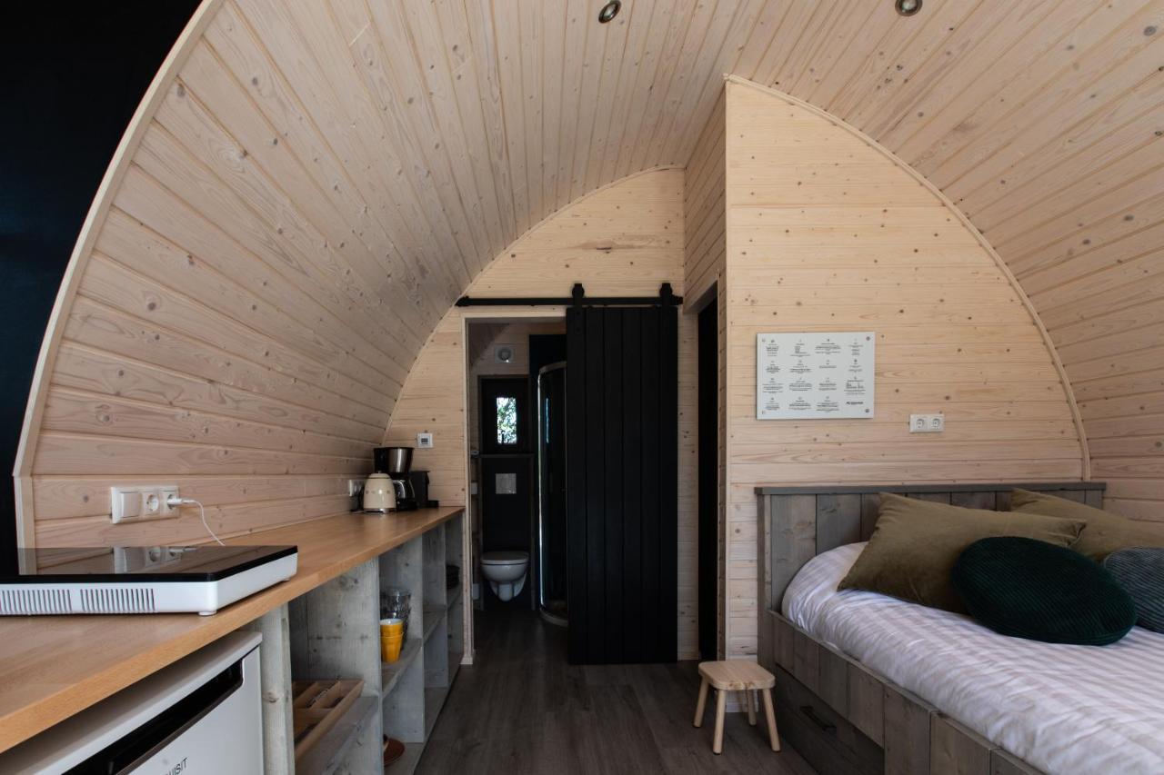 Pod Huisje Met Hottub Dokkum Exteriér fotografie